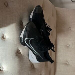 Nike Black and White Women's Sneakers